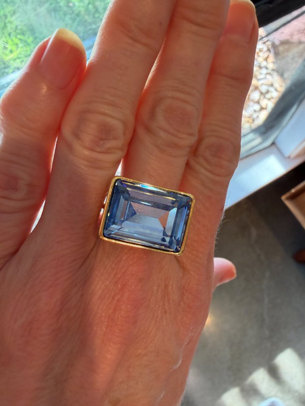 NWT Piper K 14K Gold Plate East-West Rectangular Baby Blue Crystal Ring